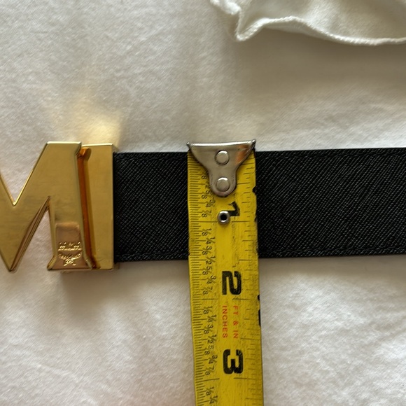 EUC MCM reversible, removable limited edition blue/black belt gold M - Picture 5 of 5
